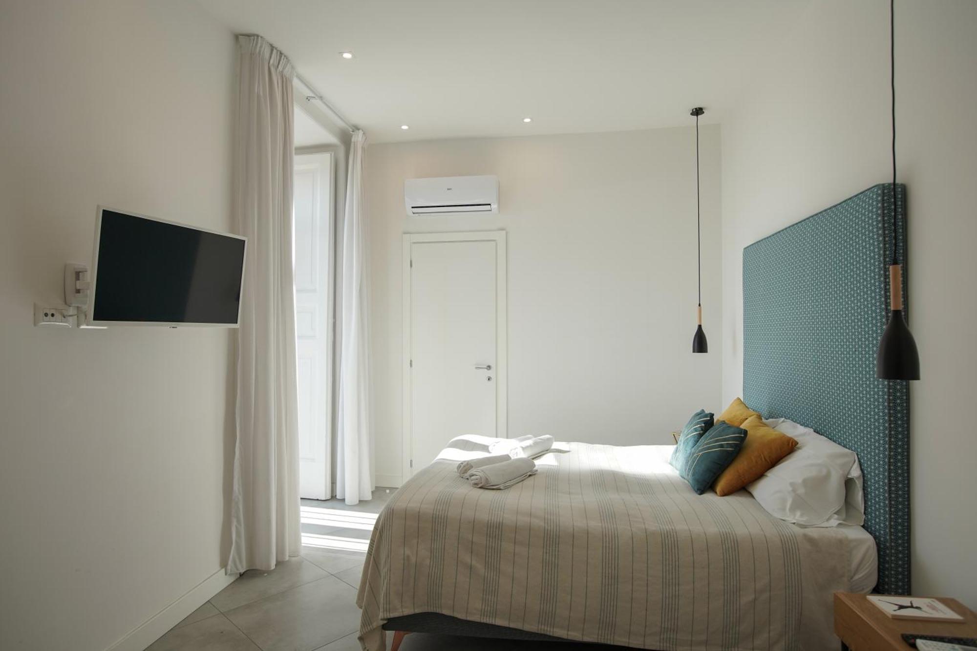 B-Montedidio Otel Napoli Dış mekan fotoğraf